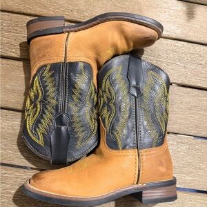 J.B. Dillon Kids Cowboy Boots in Black and Tan 13